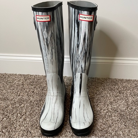 Hunter Limited Edition Original Nightfall Black/White Tall Rain Boots Size 9 - Picture 2 of 10